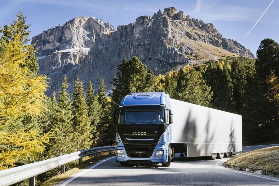  Iveco Stralis 460NP 4x2 2017 года  (фото 13 из 40)